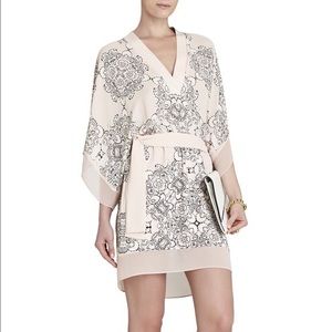 Bcbg lightweight paisley kimono mini